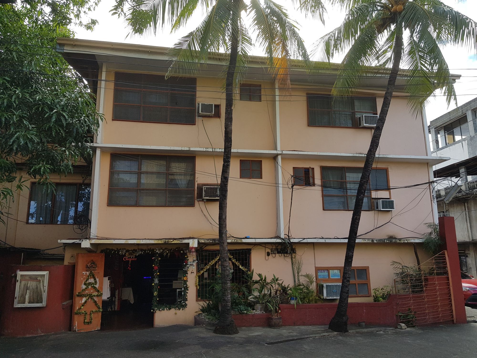 Texicano Hotel Main Laoag Kültér fotó